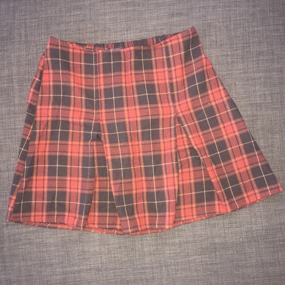 Red tartan mini-skirt